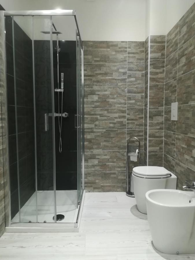 Home Mazzei Piazza Bilotti Козенца Стая снимка