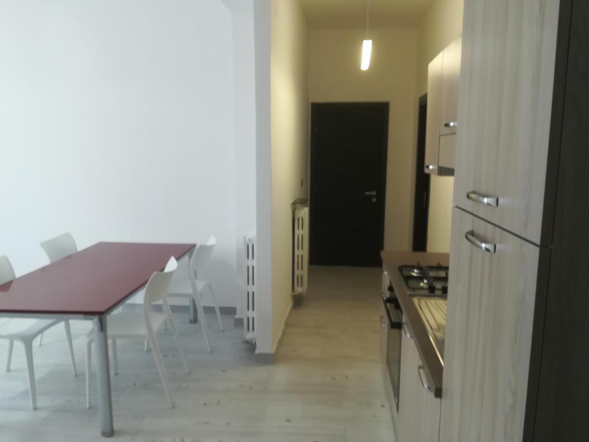 Home Mazzei Piazza Bilotti Козенца Стая снимка