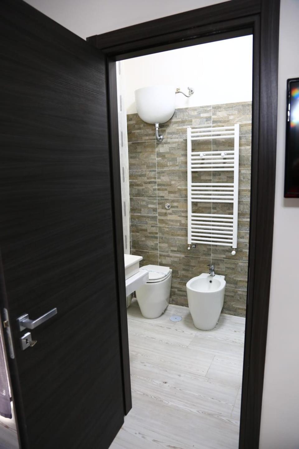 Home Mazzei Piazza Bilotti Козенца Стая снимка